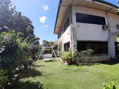 Lot for sale Lahug Cebu City with house good ESL building
