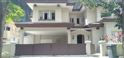 Semi Furnished House for Rent w/ pool in Maria Luisa
