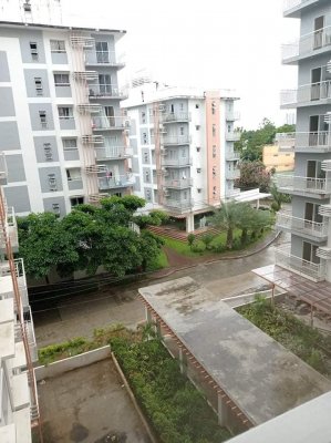 Unfurnished 1BR for Rent Mevisa Garden near JY Square mall