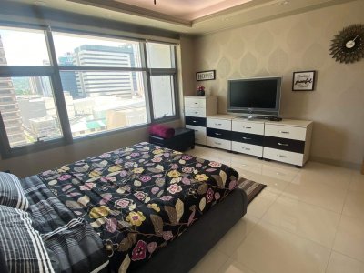 Fully Furnished 1BR for Rent Park Point Residences