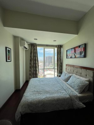 Fully Furnished 1BR for Rent Padget Place