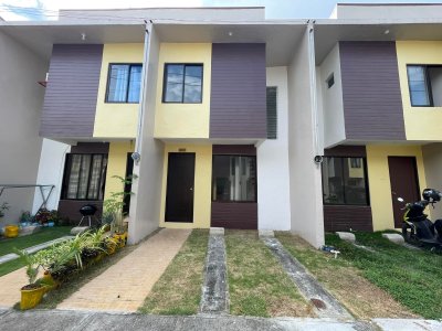 Unfurnished 2 Storey Town House for Rent Sunberry Homes Sudtunggan
